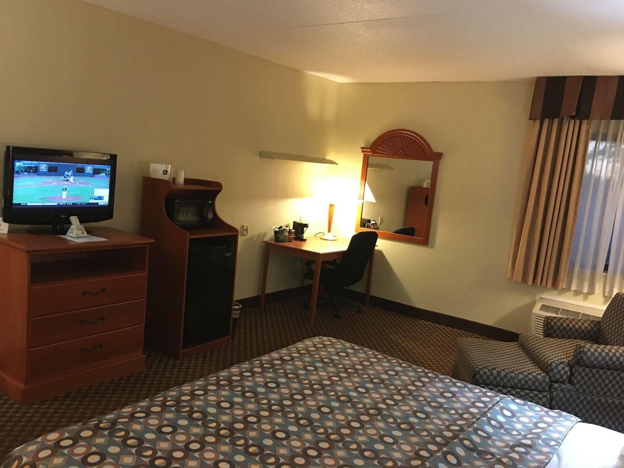 Country Inn & Suites By Radisson, Indianapolis East, In Esterno foto